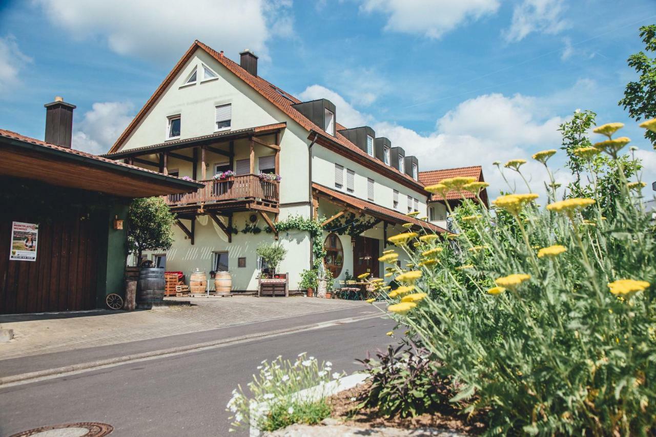 Weingut Leininger Ferienwohnungen Eibelstadt Ngoại thất bức ảnh